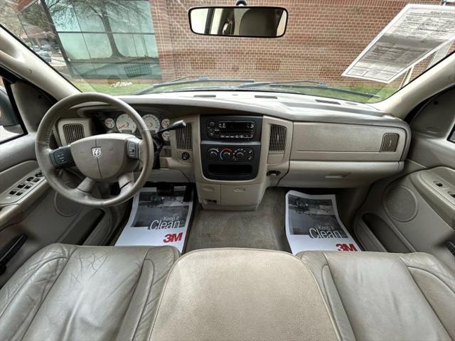 2004 Dodge Ram 3500 SLT/Laramie