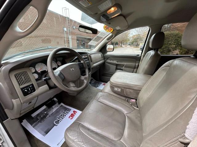 2004 Dodge Ram 3500 SLT/Laramie