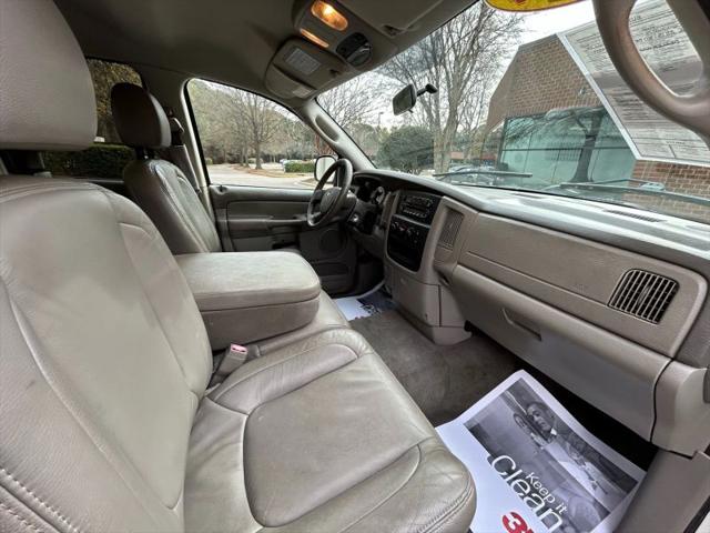 2004 Dodge Ram 3500 SLT/Laramie