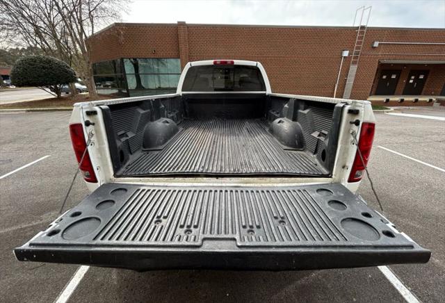 2004 Dodge Ram 3500 SLT/Laramie