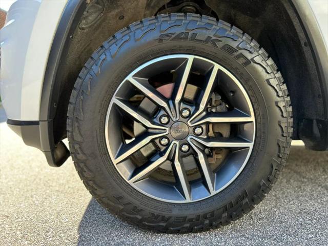 2020 Jeep Grand Cherokee Laredo E 4x4