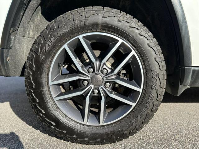 2020 Jeep Grand Cherokee Laredo E 4x4