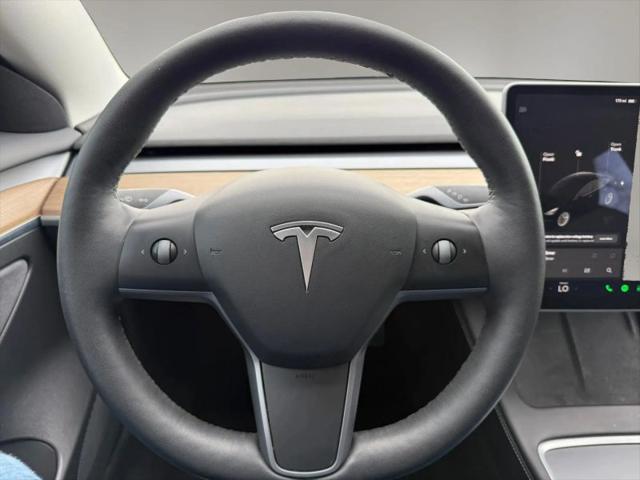2021 Tesla Model 3 Standard Range Plus Rear-Wheel Drive