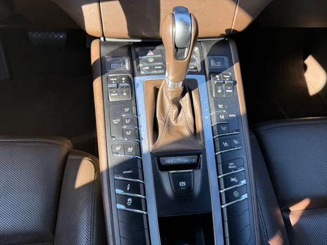 2016 Porsche Macan Turbo