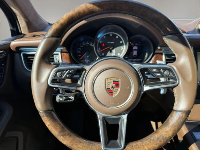 2016 Porsche Macan Turbo