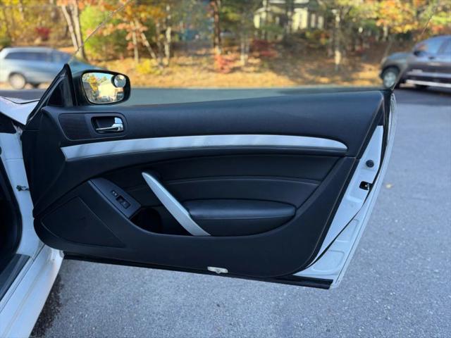 2014 INFINITI Q60 Journey