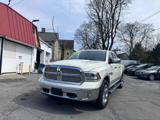 2017 Ram 1500 Laramie Crew Cab 4x4 57 Box