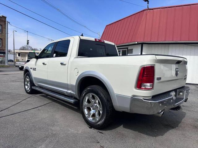 2017 Ram 1500 Laramie Crew Cab 4x4 57 Box