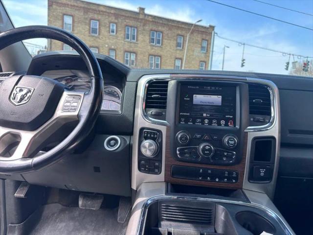 2017 Ram 1500 Laramie Crew Cab 4x4 57 Box