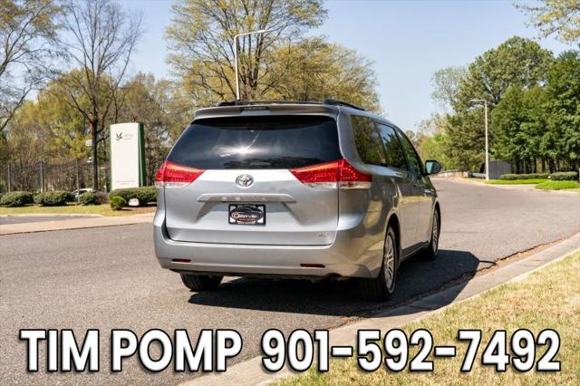 2011 Toyota Sienna XLE V6