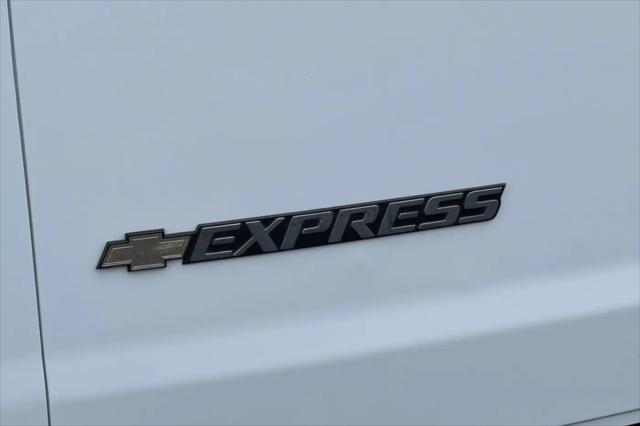 2023 Chevrolet Express Cargo Van RWD 2500 Extended Wheelbase WT