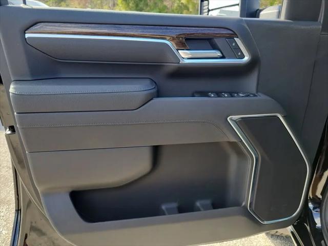 2026 GMC Sierra 2500HD Double Cab, Standard Bed, SLE, RWD