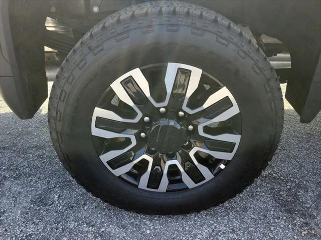 2025 GMC Sierra 3500HD 4WD Crew Cab Long Bed Denali Ultimate