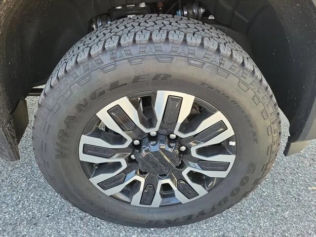 2025 GMC Sierra 3500HD 4WD Crew Cab Long Bed Denali Ultimate