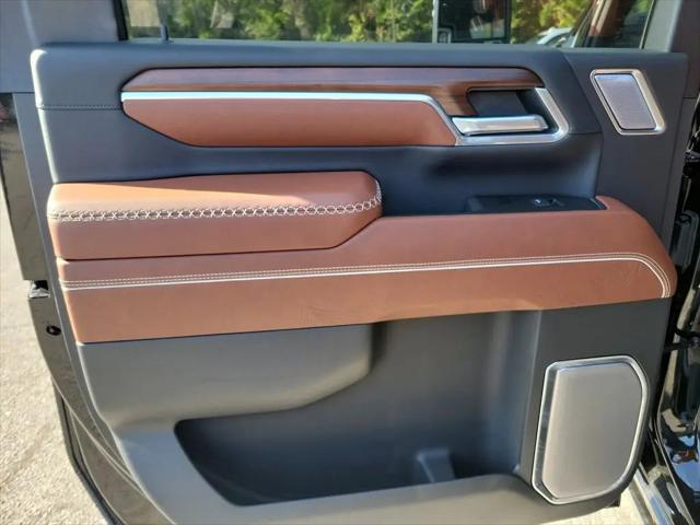 2025 GMC Sierra 3500HD 4WD Crew Cab Long Bed Denali Ultimate