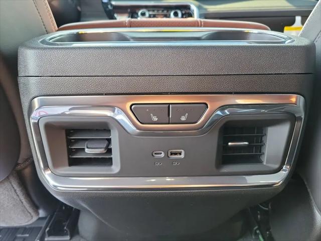2025 GMC Sierra 3500HD 4WD Crew Cab Long Bed Denali Ultimate