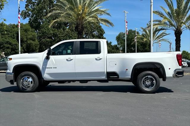 2026 Chevrolet Silverado 3500HD Crew Cab, Long Bed, LT Dual Rear Wheel, RWD
