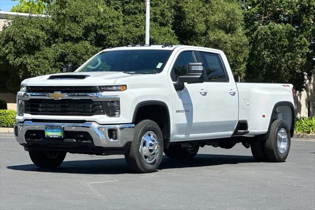 2026 Chevrolet Silverado 3500HD Crew Cab, Long Bed, LT Dual Rear Wheel, RWD