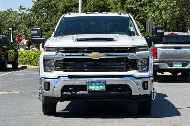 2026 Chevrolet Silverado 3500HD Crew Cab, Long Bed, LT Dual Rear Wheel, RWD