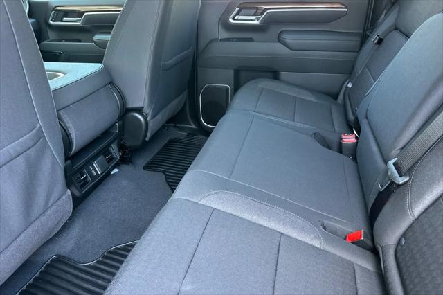 2026 Chevrolet Silverado 3500HD Crew Cab, Long Bed, LT Dual Rear Wheel, RWD