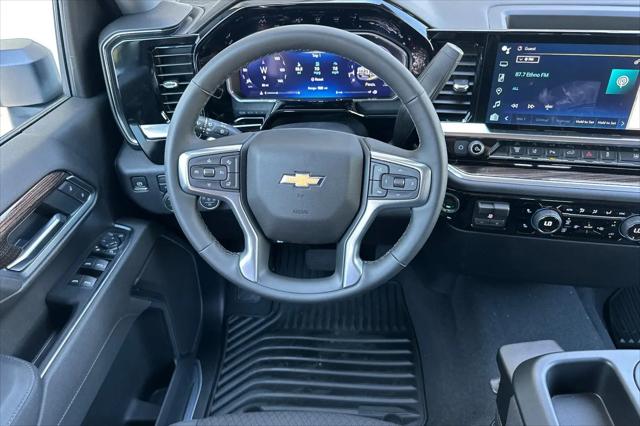 2026 Chevrolet Silverado 3500HD Crew Cab, Long Bed, LT Dual Rear Wheel, RWD