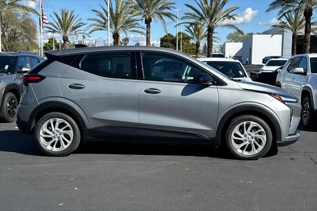 2027 Chevrolet Bolt LT FWD