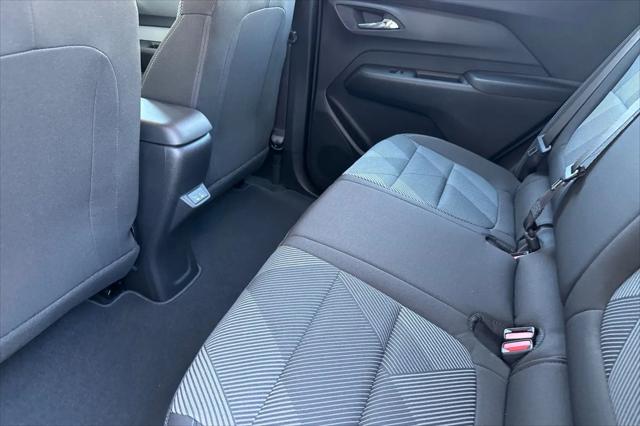 2027 Chevrolet Bolt LT FWD