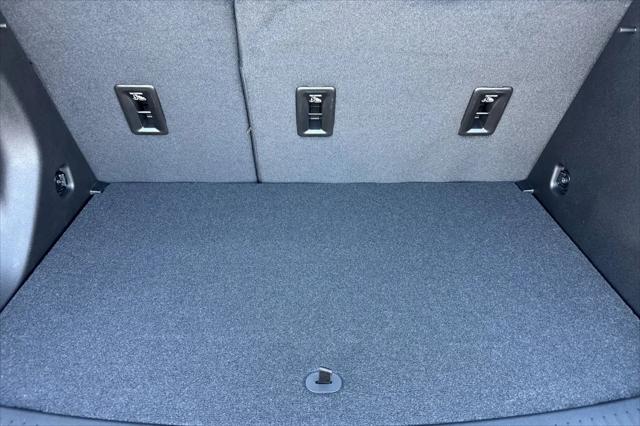 2027 Chevrolet Bolt LT FWD