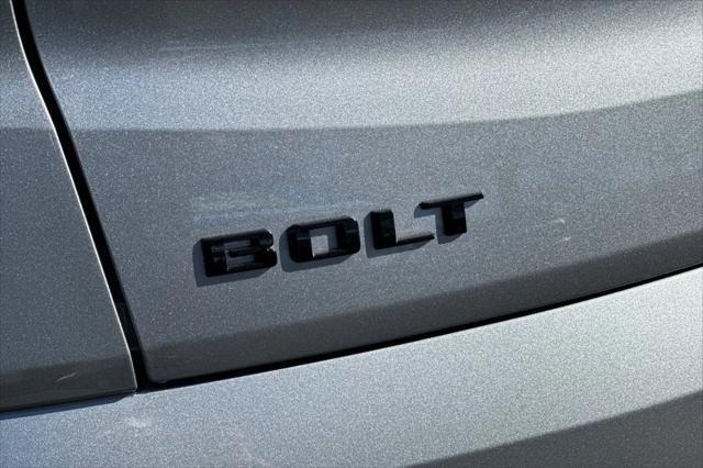 2027 Chevrolet Bolt LT FWD