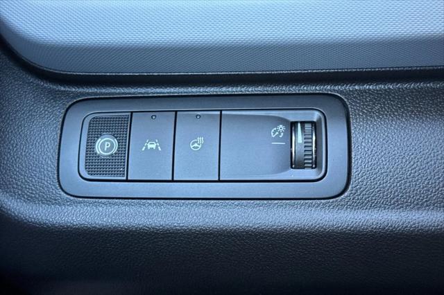 2027 Chevrolet Bolt LT FWD
