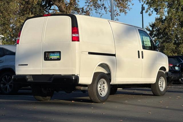 2025 Chevrolet Express Cargo Van RWD 2500 Regular Wheelbase WT