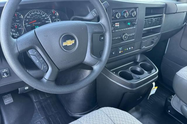 2025 Chevrolet Express Cargo Van RWD 2500 Regular Wheelbase WT