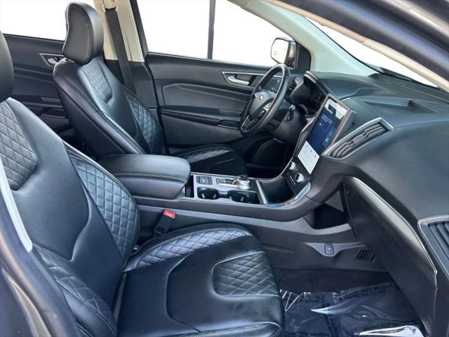 2023 Ford Edge Titanium