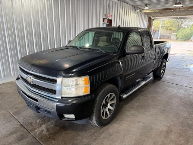 2011 Chevrolet Silverado 1500 LT for sale in Seguin, TX
