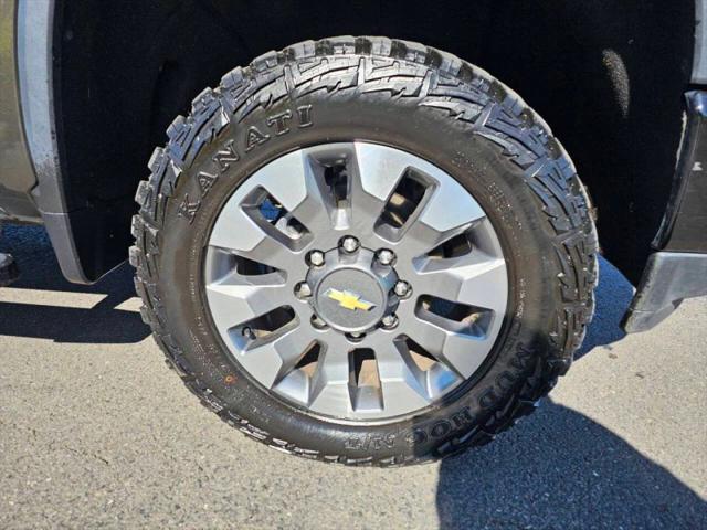 2022 Chevrolet Silverado 2500HD 4WD Crew Cab Long Bed Custom