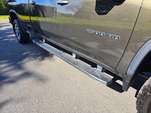 2022 Chevrolet Silverado 2500HD 4WD Crew Cab Long Bed Custom