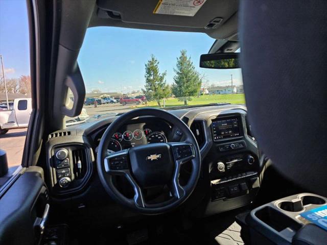 2022 Chevrolet Silverado 2500HD 4WD Crew Cab Long Bed Custom