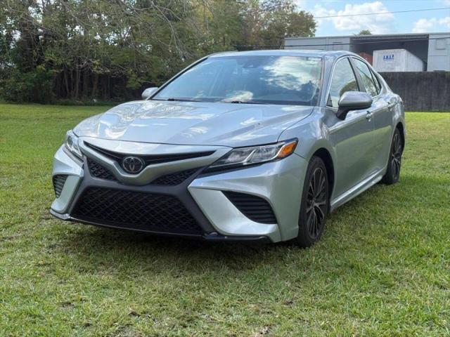 2020 Toyota Camry SE for sale in Oakland Park, FL