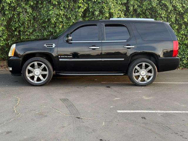2007 Cadillac Escalade Standard