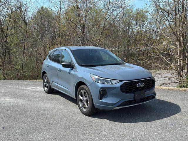 2024 Ford Escape ST-Line 2024 Ford Escape ST-Line