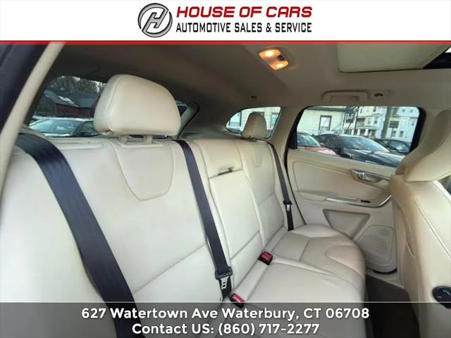 2015 Volvo XC60 T6 Premier Plus