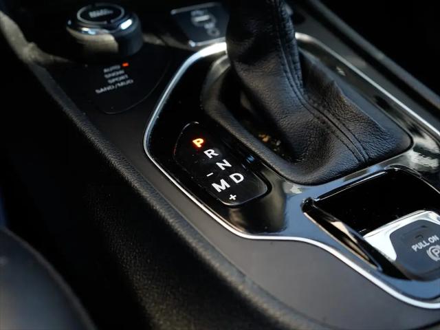 2023 Jeep Cherokee Altitude Lux 4x4