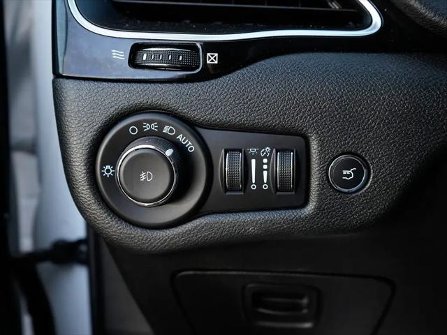 2023 Jeep Cherokee Altitude Lux 4x4