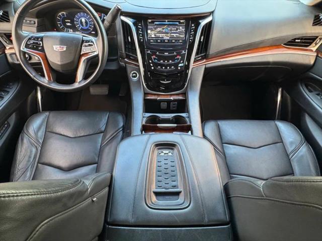 2017 Cadillac Escalade ESV Premium Luxury