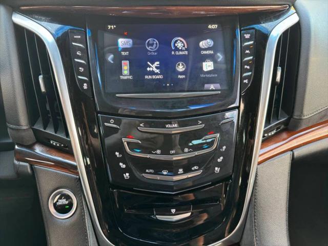 2017 Cadillac Escalade ESV Premium Luxury