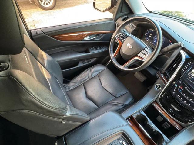 2017 Cadillac Escalade ESV Premium Luxury