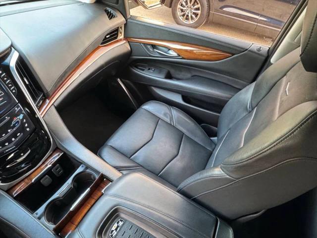 2017 Cadillac Escalade ESV Premium Luxury