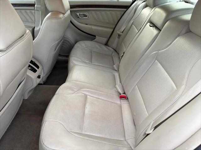 2011 Ford Taurus Limited