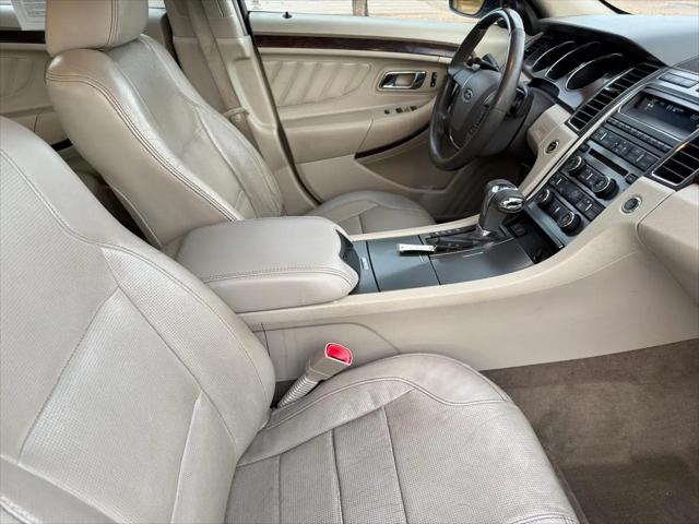 2011 Ford Taurus Limited