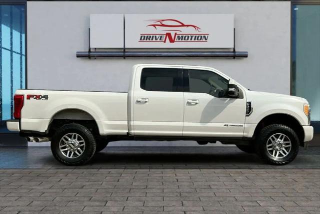 2017 Ford F-350 LARIAT